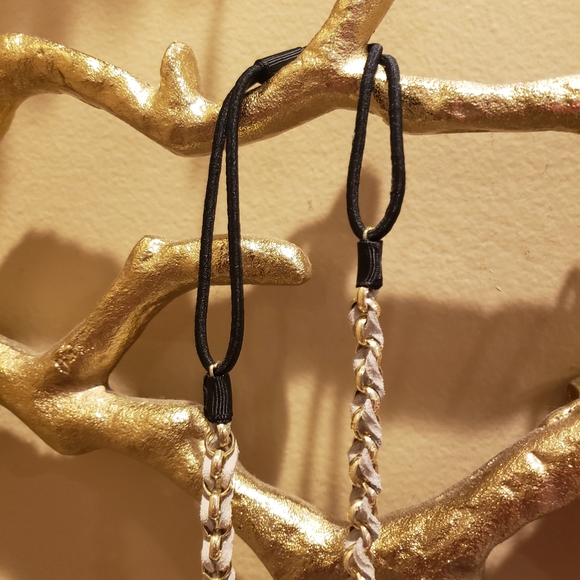 2 gorgeous headbands - Picture 3 of 9